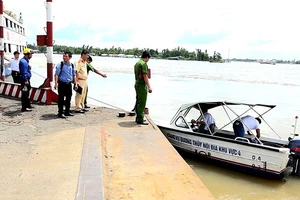 Tìm thấy thi thể đại úy công an mất tích trong vụ tai nạn ca nô trên sông Hậu