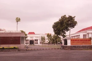 Trụ sở Văn phòng UBND TP Long Xuyên, nơi bà Vương Mai Trinh công tác