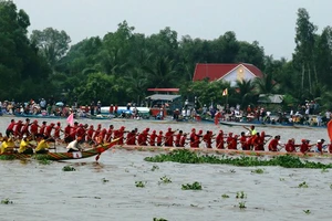 Hàng trăm ngàn người dự Ngày hội văn hóa đồng bào Khmer ở Kiên Giang 