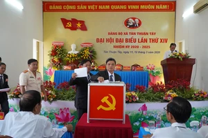 Đại hội đại biểu Đảng bộ xã Tân Thuận Tây (TP Cao Lãnh) lần thứ XIV, nhiệm kỳ 2020 – 2025. Ảnh: NGUYỆT ÁNH