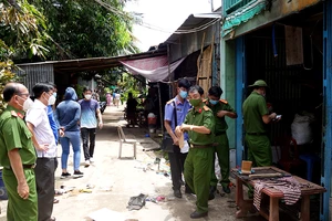 Truy tìm nghi phạm phóng hỏa giết người ở An Giang