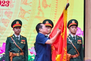 Tỉnh Kiên Giang vinh dự đón nhận Huân chương Bảo vệ Tổ quốc hạng Ba