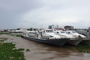 Kiên Giang: Gần 12.000 du khách bị kẹt lại các đảo