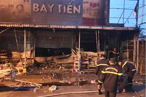 Cháy tiệm tạp hóa ở Đồng Tháp, 3 người tử vong