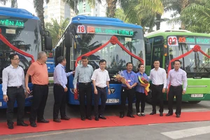 TPHCM chính thức hoạt động 3 tuyến xe buýt điểm đầu tiên