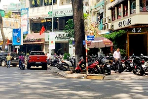 Góc đường Trần Cao Vân - Hồ Con Rùa (quận 3)