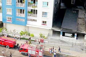 Công tác sửa chữa Chung cư Carina sau vụ cháy: Đảm bảo an toàn