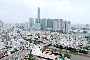  Tạm hoãn việc lập Chương trình phát triển đô thị TPHCM đến năm 2025