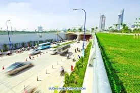 Cấm xe lưu thông qua hầm sông Sài Gòn trong 2 ngày
