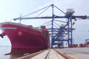 Cảng Container Quốc tế Tân Cảng Hải Phòng đón tàu trọng tải 90.000 tấn