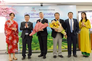Trung Nam Group ký kết hợp tác chiến lược với Công ty Hitachi Sustainable Energy