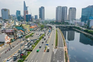Điều chỉnh giao thông đại lộ Võ Văn Kiệt