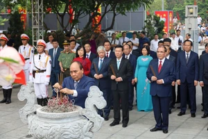 Chủ tịch nước Nguyễn Xuân Phúc dự Lễ kỷ niệm 110 năm ngày sinh Tổng Bí thư Nguyễn Văn Cừ