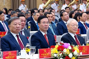 Tổng Bí thư Nguyễn Phú Trọng dự kỷ niệm 30 năm tái lập Văn phòng Chủ tịch nước ​