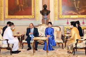 Chủ tịch nước Nguyễn Xuân Phúc và Phu nhân hội kiến Nhà Vua Maha Vajiralongkorn và Hoàng hậu Thái Lan