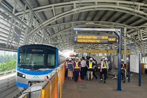 Hành khách sẽ được phục vụ miễn phí tháng đầu tiên metro đưa vào khai thác