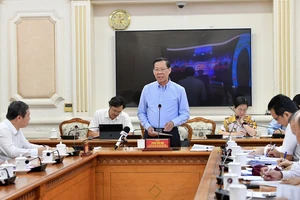 Ngày 1-3, Chủ tịch UBND TPHCM Phan Văn Mãi chủ trì phiên họp nghe báo cáo tiến độ các hoạt động kỷ niệm 50 năm Ngày Giải phóng miền Nam, thống nhất đất nước. Ảnh: VIỆT DŨNG