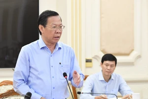 Chủ tịch UBND TPHCM Phan Văn Mãi: Gỡ điểm nghẽn về thủ tục để doanh nghiệp xây dựng nhà ở xã hội