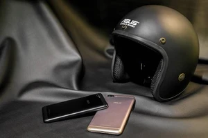 Mua ZenFone 4 Max Pro nhận nón bảo hiểm là quà tặng khá thiết thực