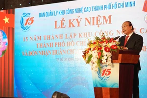 Thủ tướng Nguyễn Xuân Phúc phát biểu tại lễ kỷ niệm 15 năm SHTP