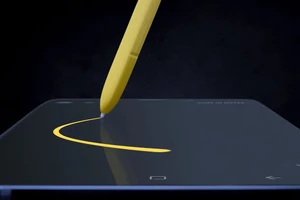 Một hình ảnh của Note 9 vớt bíút S Pen của Samsung