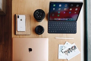 iPad Pro và Macbook Air Retina phiên bản 2018