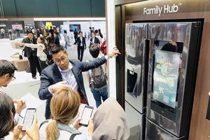 Samsung giới thiệu Tủ lạnh có kết nối Family Hub