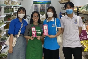 Thanh niên Bà Rịa - Vũng Tàu tham gia Ngày không tiền mặt 2022