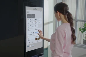 Tủ lạnh Bespoke Flex Family Hub 4 cửa của Samsung