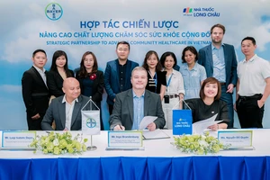 Chuỗi nhà thuốc FPT Long Châu và hãng dược Bayer Việt Nam đã ký kết hợp tác về đào tạo, nâng cao chuyên môn cho dược sĩ