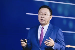Ông David Wang, Giám đốc Điều hành HĐQT phát biểu khai mạc Hội nghị Đối tác APAC 2023