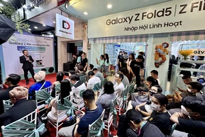 Tech Offline “Cùng khám phá Galaxy Z mới tại Di Động Việt
