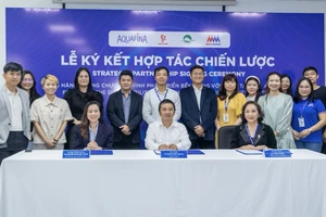 Lễ ký kết hợp tác chiến lược giữa Aquafina, MM Mega Market Việt Nam, Alta Group