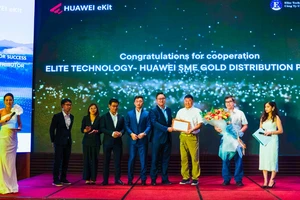 Huawei hợp tác Elite Technology phân phối hệ sinh thái giải pháp Huawei eKit tại Việt Nam
