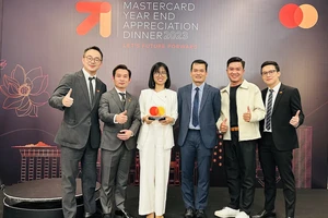 Payoo nhận giải thưởng từ Mastercard