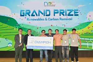 Đội Alterno chiến thắng hạng mục Năng lượng tái tạo và Trung hoà Carbon.