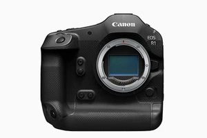 EOS R1 là chiếc máy ảnh không gương lật hướng đến nhiếp ảnh gia chuyên nghiệp.