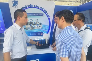 Với sự góp mặt của VNPT tại Thủ Đức Innovation Fest 2024, người dân khám phá những giải pháp công nghệ tiên tiến nhất của VNPT