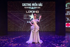 Người mẫu Khả Trang tham dự Super Model International 2018