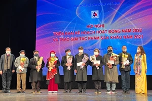 Hội Nghệ sĩ Sân khấu trao 31 giải thưởng cho nghệ sĩ, tác phẩm xuất sắc năm 2021
