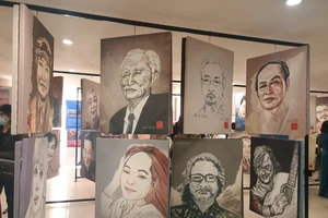 Nhà báo Huỳnh Dũng Nhân ra mắt bộ sưu tập 100 chân dung nhà báo 