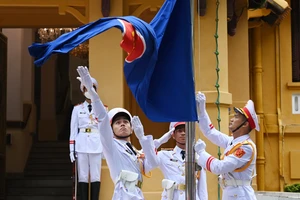 Lễ thượng cờ kỷ niệm 55 năm Ngày thành lập ASEAN
