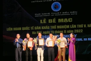 Việt Nam giành 4 huy chương vàng tại Liên hoan quốc tế Sân khấu thử nghiệm lần V