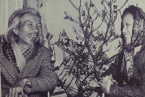 Vợ chồng nhạc sĩ Văn Cao chụp năm 1975