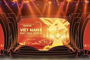 Chương trình nghệ thuật Việt Nam - Khát vọng vươn xa