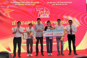 Trao giải cuộc thi sáng tác tranh cổ động và logo tuyên truyền kỷ niệm 70 năm Ngày Giải phóng Thủ đô