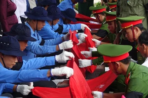 Kiên Giang tổ chức truy điệu, an táng 29 hài cốt liệt sĩ