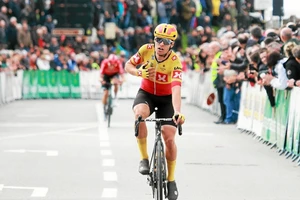 Fredrik Dversnes chiến thắng Route Adélie de Vitré 2023