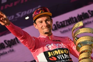 Primoz Roglic chiến thắng Giro d’Italia