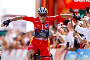 Wout van Aert có chiến thắng đầu tay tại Vuelta a Espana 2024